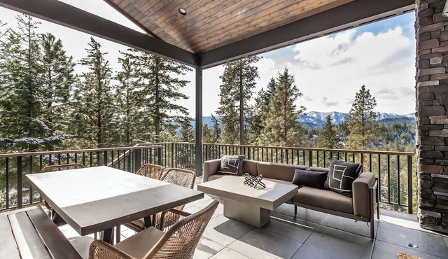 River Ridge Retreat